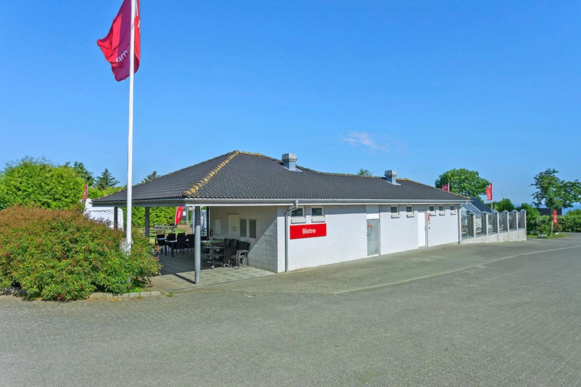 First Camp Skovlund Camping & Cottages Båring エクステリア 写真